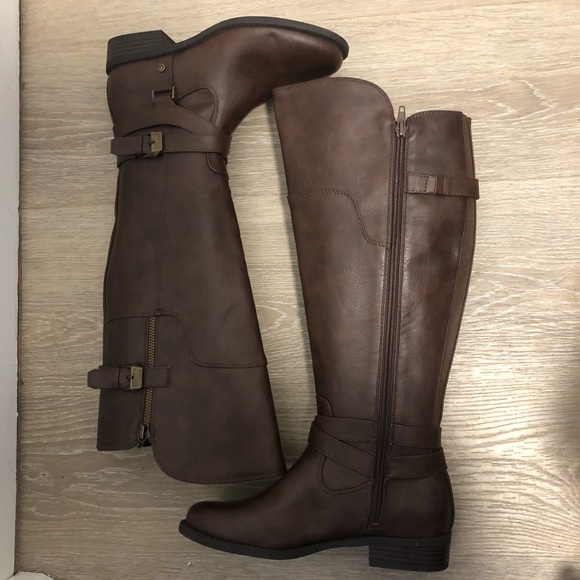 Guess winter snow boots size 6 - Picture 8 of 9